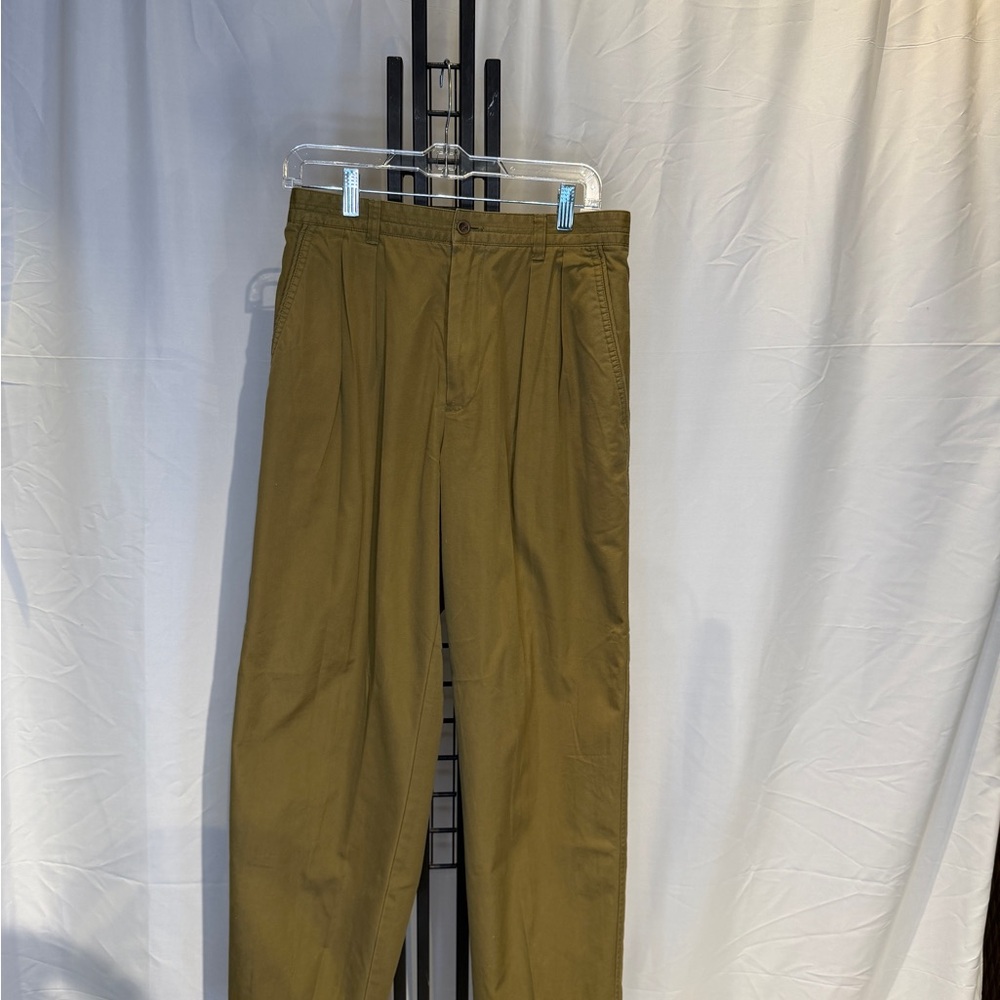 Claiborne Men's Olive Chinos
